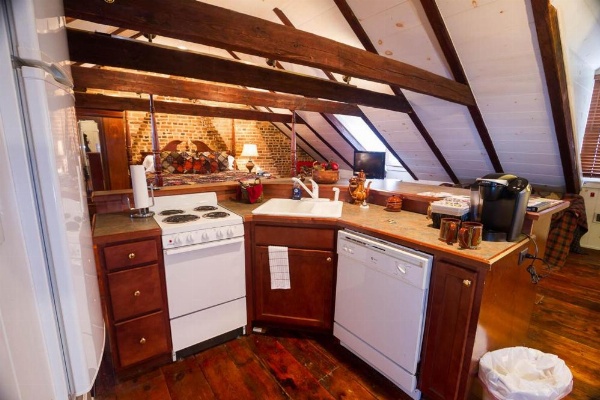 The Inn at Lincoln Square image 18