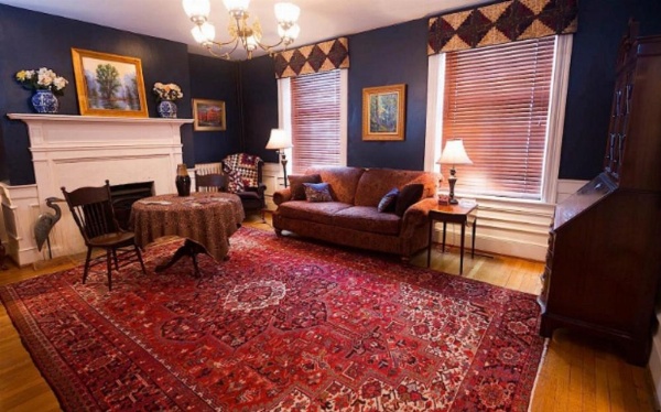 The Inn at Lincoln Square image 9